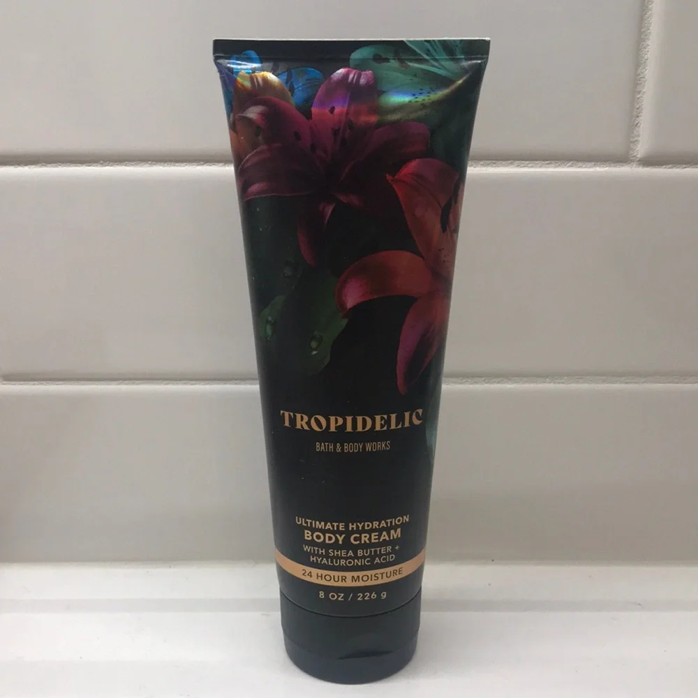 NWT!RARE! Tropidelic🌴BBW Hydrating Body Cream